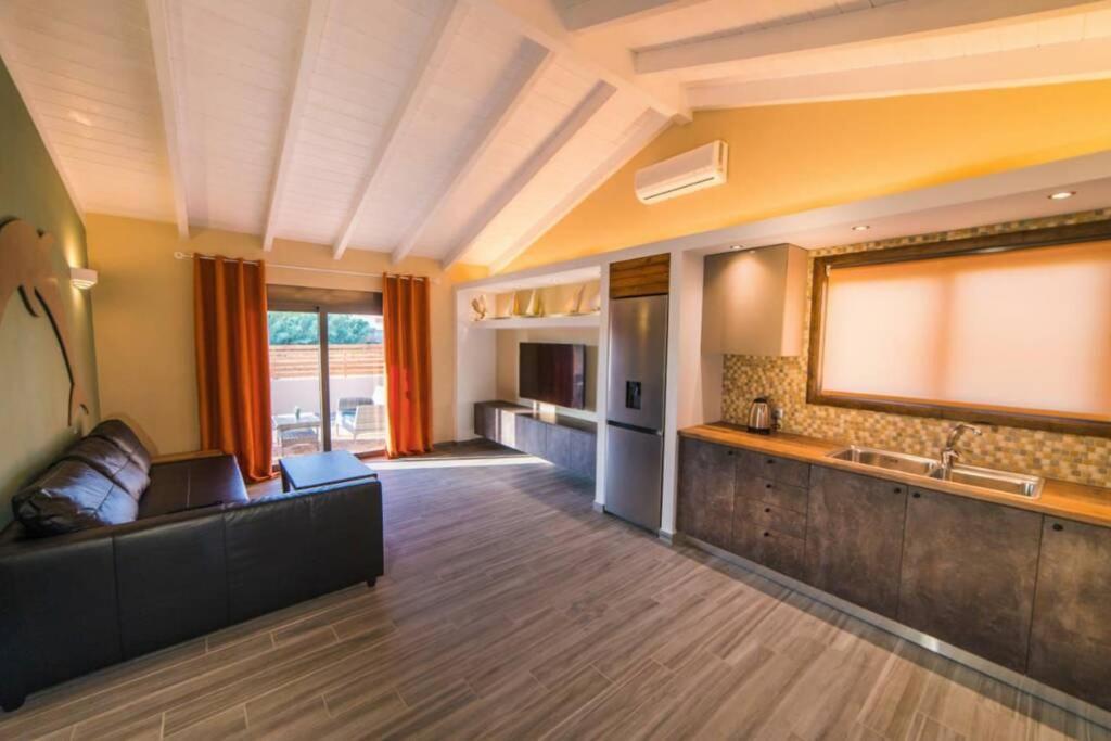 Villa Golden Sand1 à Ialysos  Extérieur photo
